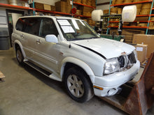 Load image into Gallery viewer, SIDE MARKER LAMP LIGHT Vitara Vitara XL-7 99-05 Bumper Mounted Left - NW519214