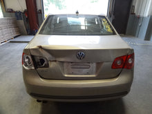 Load image into Gallery viewer, WINDOW REGULATOR Jetta 2005 05 06 07 08 Left - NW81196