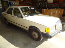 Load image into Gallery viewer, Radio Antenna MERCEDES 190 1985 - NW7837
