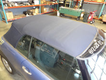 Load image into Gallery viewer, RADIO Mini Cooper 04 05 06 07 08 AM FM CD - NW136547