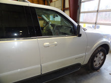 Load image into Gallery viewer, Radiator Fan Assembly Lincoln Aviator 2004 - NW63487
