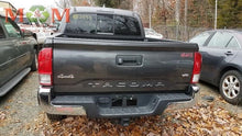 Load image into Gallery viewer, TRANSFER CASE Toyota Tacoma 2016 16 2017 17 2018 18 2019 19 - MM1491020