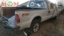 Load image into Gallery viewer, ALTERNATOR Ford F250SD Pickup F350SD Pickup 05 06 07 110 AMP - MM1528017