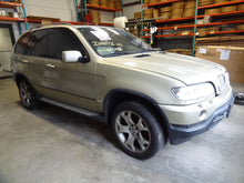 Load image into Gallery viewer, CARRIER ASSEMBLY BMW X5 2000 2001 4.4L - NW46386