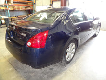 Load image into Gallery viewer, INFO DISPLAY SCREEN Nissan Maxima 2004 04 2005 05 - NW105256