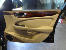 Load image into Gallery viewer, Park Lamp Light Jaguar XJ8 2005 - NW82804