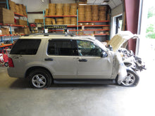 Load image into Gallery viewer, TRANSFER CASE Ford Explorer Explorer Sport Trac 02 03 04 - NW348998