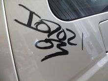 Load image into Gallery viewer, REAR WIPER MOTOR Land Rover 1994 94 95 96 97 98 99 - 04 - NW203980