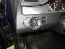 Load image into Gallery viewer, Parklamp Passat 06 07 08 09 10 Right - NW83703