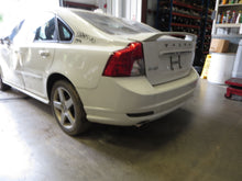 Load image into Gallery viewer, Radio Volvo C30 C70 S40 V50 2009 09 2010 10 2011 11 2012 12 2013 13 Am Fm CD - NW140301