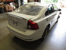 Load image into Gallery viewer, Radio Volvo C30 C70 S40 V50 2009 09 2010 10 2011 11 2012 12 2013 13 Am Fm CD - NW140301