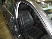Load image into Gallery viewer, Fog Light Audi A3 S4 A4 RS4 2005 05 2006 06 2007 07 2008 08 2009 09 Right - NW81830