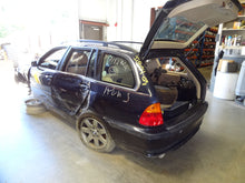 Load image into Gallery viewer, PARKLAMP BMW 325i 320i 330i 2002 02 2003 03 2004 04 2005 05 Right - NW82066