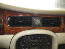 Load image into Gallery viewer, FOG LIGHT Jaguar XJ8 1998 98 1999 99 00 01 02 03 - NW82805