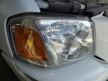 Load image into Gallery viewer, FOG LAMP LIGHT Envoy Envoy XL Envoy XUV 02-09 Bumper Mounted - NW81525