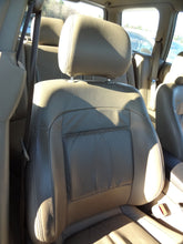 Load image into Gallery viewer, TURN SIGNAL LIGHT LAMP Forester 98 99 00 Fender Mounted Right - NW83509