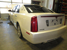 Load image into Gallery viewer, Speedometer Cluster Cadillac STS 2008 - NW158599