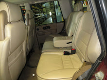 Load image into Gallery viewer, SIDE MARKER LAMP LIGHT Disco II Disco SD Discovery Rover 99-04 Fender Mounted - NW83377
