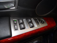 Load image into Gallery viewer, REAR DISPLAY SCREEN BMW 760i 750i Alpina 2006 06 2007 07 2008 08 - NW104997
