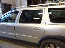 Load image into Gallery viewer, WHEEL Volvo XC70 2005 05 2006 06 2007 07 16x7 6 Spoke - NW201910