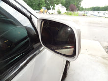 Load image into Gallery viewer, RADIATOR Lexus GS300 GS400 98 99 00 01 02 03 04 05 - NW132305