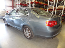 Load image into Gallery viewer, ECU ECM COMPUTER Volkswagen VW Jetta 2005 05 2006 06 2007 07 Manual - NW62773