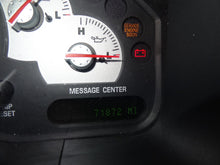 Load image into Gallery viewer, Radio MOUNTAINEER 2003 - NW135383