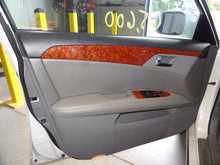 Load image into Gallery viewer, INFO SCREEN Toyota Avalon 2005 05 2006 06 2007 07 - NW105916