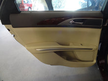 Load image into Gallery viewer, RADIO Lincoln MKZ 2013 13 2014 14 AM FM CD MP3 - NW135265