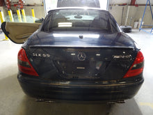 Load image into Gallery viewer, FOG LAMP LIGHT C230 C240 C280 C320 C350 C55 CLS500 05-11 Bumper Mounted - NW83317