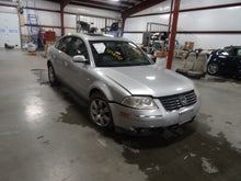 Load image into Gallery viewer, ECU ECM COMPUTER Passat 2003 03 6 cyl - NW246421