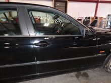Load image into Gallery viewer, Parklamp BMW 323i 328i 330i 99 00 01 02 03 - 06 Right - NW82021