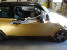 Load image into Gallery viewer, PARKLAMP Mini Cooper 2002 02 03 04 05 06 07 08 Right - NW82262