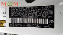 Load image into Gallery viewer, Temperature Controls Toyota Prius 2016 - MM1557185