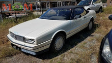 Load image into Gallery viewer, Computer Oldsmobile Allante 1990 - MM1670626