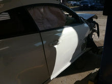Load image into Gallery viewer, CARRIER ASSEMBLY Infiniti G37 M37 Q60 2009 09 2010 10 2011 11 12 13 Front - CTL216064