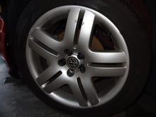 Load image into Gallery viewer, ECU ECM COMPUTER Volkswagen Jetta 2001 01 Auto AVH 2.8L - NW62755