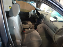 Load image into Gallery viewer, SPEEDOMETER CLUSTER Toyota Sienna 2008 08 2009 09 2010 10 - NW162062