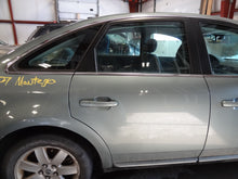 Load image into Gallery viewer, Radio Mercury Montego 2007 - NW135373