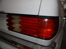 Load image into Gallery viewer, ECU ECM Computer MERCEDES 560 1991 - NW106139