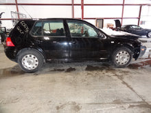 Load image into Gallery viewer, RADIO VW GOLF JETTA PASSAT 2001 01 02 03 04 05 AM FM CD - NW140094