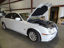 Load image into Gallery viewer, FOG LIGHT Jaguar S Type XJ8 2000 00 2001 01 02 03 04 05 06 07 Left - NW82697