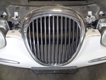 Load image into Gallery viewer, FOG LIGHT Jaguar S Type XJ8 2000 00 2001 01 02 03 04 05 06 07 Left - NW82697
