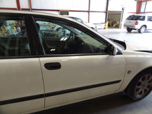 Load image into Gallery viewer, RADIATOR Volvo S40 V40 2000 00 01 02 03 04 - NW132686
