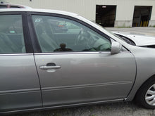 Load image into Gallery viewer, CD PLAYER RADIO Toyota Camry 2005 05 2006 06 - NW139856