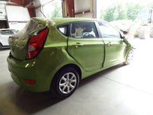 Load image into Gallery viewer, AC Compressor Hyundai Accent 2014 - NW42461