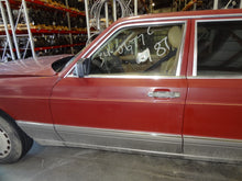 Load image into Gallery viewer, PARKLAMP Mercedes 300D 380SE 500SEL 81 82 83 - 91 Left - NW83273