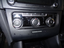 Load image into Gallery viewer, SPEEDOMETER CLUSTER Volkswagen VW Jetta Golf 2009 09 2010 10 11 12 13 2.0L - NW309679