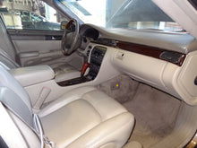 Load image into Gallery viewer, Radio Cadillac Seville 2002 - NW135500