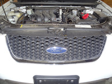 Load image into Gallery viewer, RADIATOR FAN ASSEMBLY Five Hundred Freestyle Montego 2005 05 2006 06 07 - NW63562